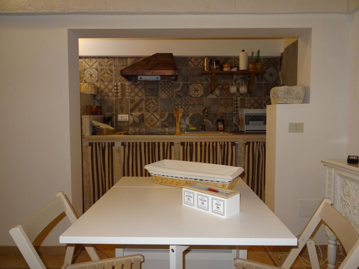 Trulli Di Zia Tata ξενώνας Locorotondo Εξωτερικό φωτογραφία
